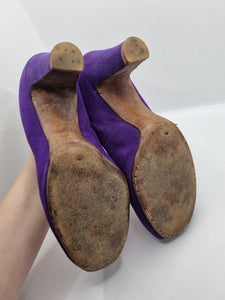 1940s Bright Purple Court Suede Shoes