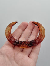 Load image into Gallery viewer, 1940s Large Carved Inky Root Beer Bakelite Brooch
