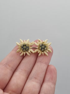 1940s Carved Double Edelweiss Brooch