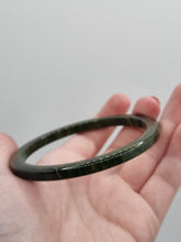 Load image into Gallery viewer, 1940s Rare Blue Moon Bakelite Spacer Bangle

