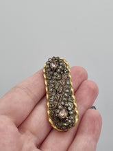 Load image into Gallery viewer, 1930s Czech Filigree Bar Brooch
