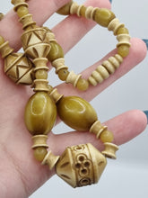 Load image into Gallery viewer, 1940s Beige Carved Galalith Necklace
