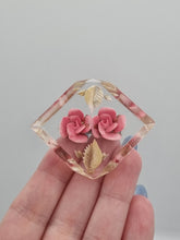 Load image into Gallery viewer, 1940s Reverse Carved Lucite Pink Brooch
