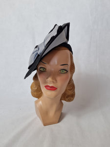 1940s Black and Duck Egg Blue Skull Cap Type Hat With Bow