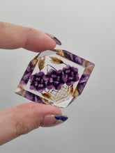 Load image into Gallery viewer, 1940s Purple Reverse Carved Lucite Brooch
