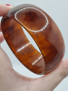 1940s Marbled Torty Effect Bakelite Bangle