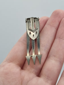 1930s Art Deco Arrow Glass Metal Dress Clip